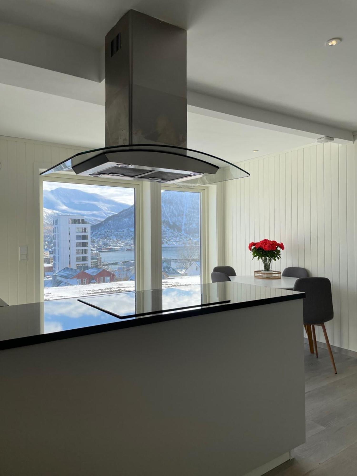 Апартаменти Tromso Skyline Sanctuary Екстер'єр фото
